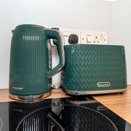 Chic Studio Apartment, Bus 18 To Euston In 30 Min. Londyn Zewnętrze zdjęcie